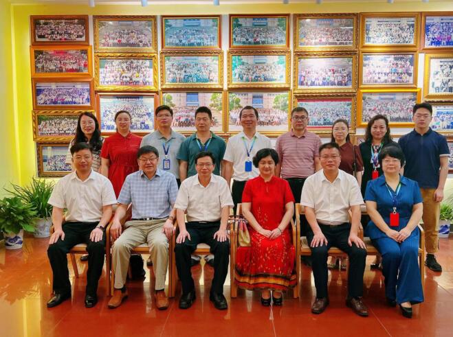 1656290186820029195.jpg 3.jpg